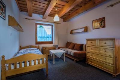 Dom Marko - spálňa s 1-lôžkovou posteľou a sedačkou, KAPINA - Dom Marko, Liptovská Sielnica