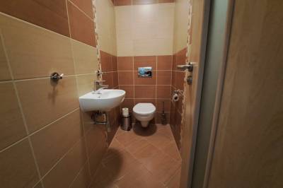 Samostatná toaleta, Apartmány hotela CROCUS Štrbské Pleso, Vysoké Tatry