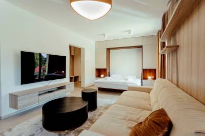 Obývačka so spálňovou časťou, Apartmán Hillside Z31, Dolný Kubín