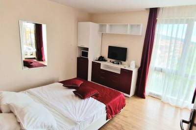 Apartmán s manželskou posteľou a LCD TV, Premium Štúdio 4035, 4 *Resort, Sveti Vlas, Sveti Vlas