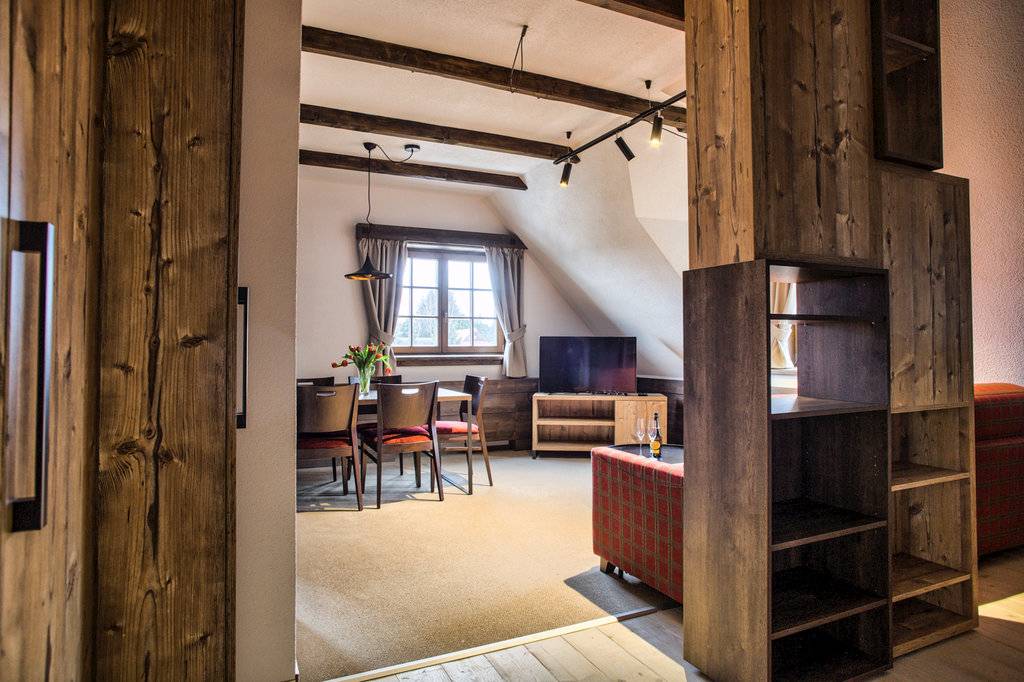 Obývačka, Vrchársky dvor - Chalupa pod Dlhým grúňom, Drábsko