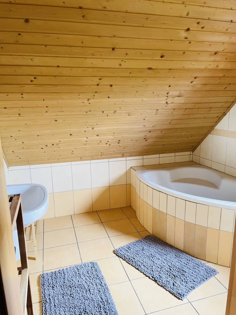 Kúpeľňa s toaletou, Drevenica Gloria, Malatíny