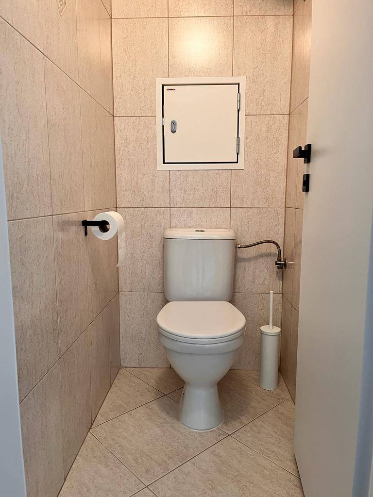 Samostatná toaleta, Apartmán Skalka 38, Kremnica