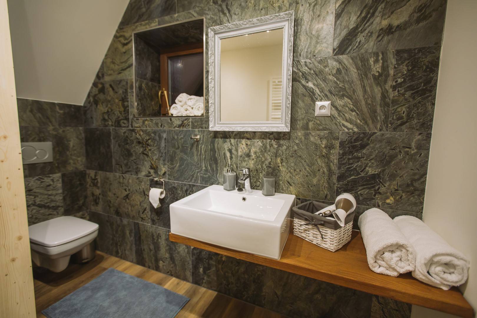Samostatná toaleta, GREINER Boutique Mountain Chalet, Ždiar