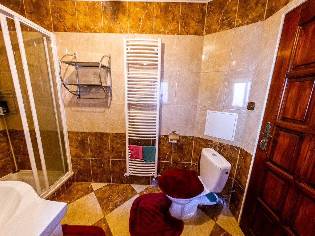 Kúpeľňa s toaletou, Chata Mojer Bachledka, Ždiar