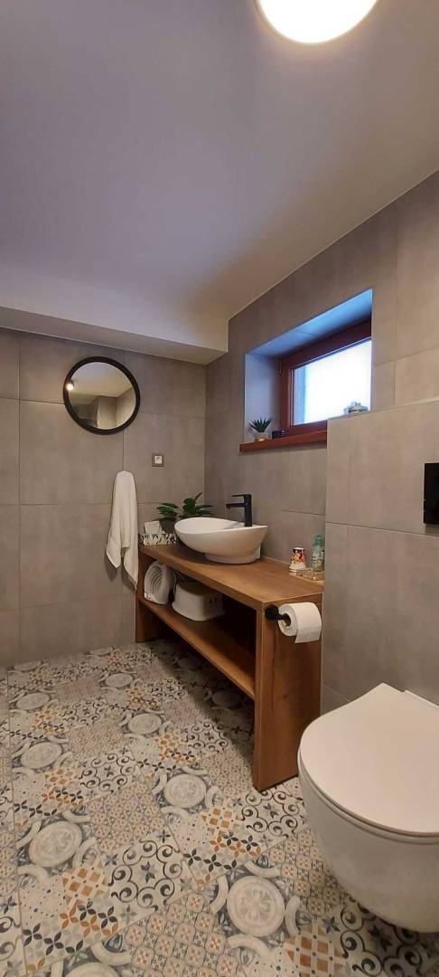 Kúpeľňa s toaletou, Chata Chillax, Dolný Kubín