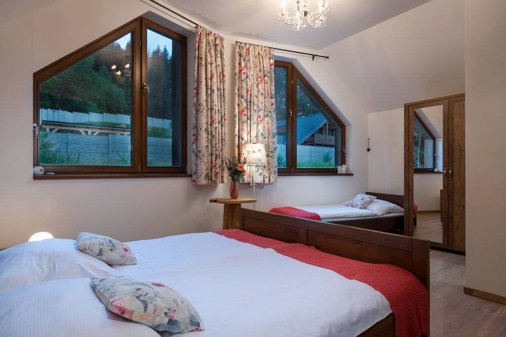 Spálňa, Chata Polom, Raková