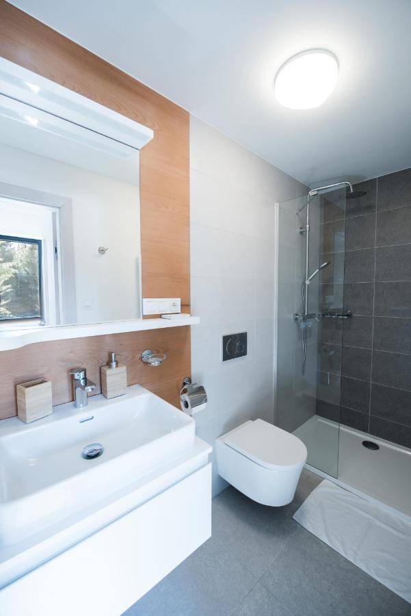 Kúpeľňa s toaletou, Villa Drosera, Pribylina