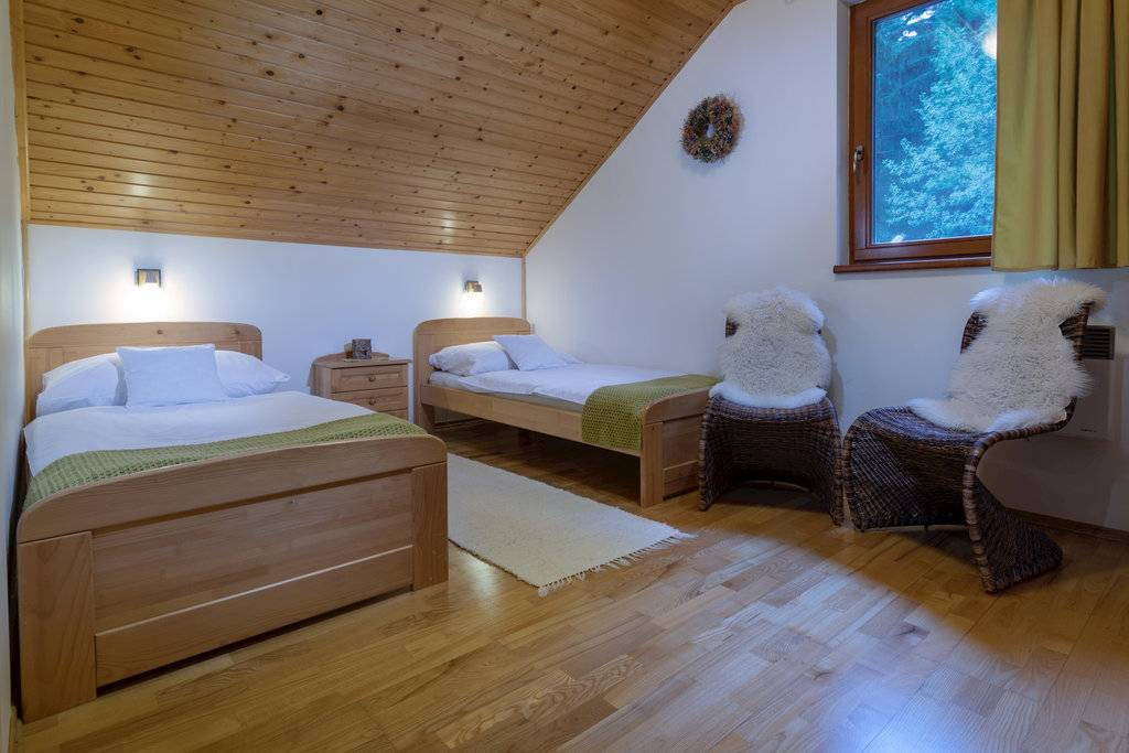 Spálňa, Chata Korcháň, Raková