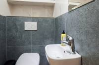 Samostatná toaleta, Chata Slovakia č. 1, Dolná Lehota