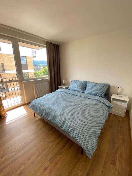 Spálňa, Apartmán s výhľadom na hory, Banská Bystrica