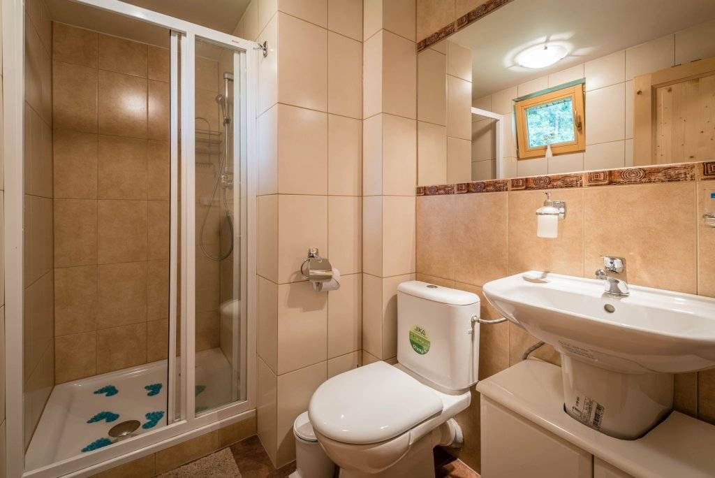 Kúpeľňa s toaletou, Chata Tobias, Liptovský Ján