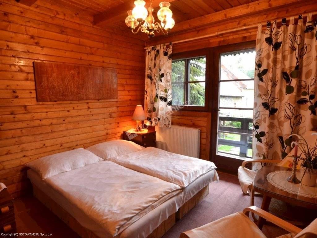 Spálňa, Chata Roháče, Oravský Biely Potok