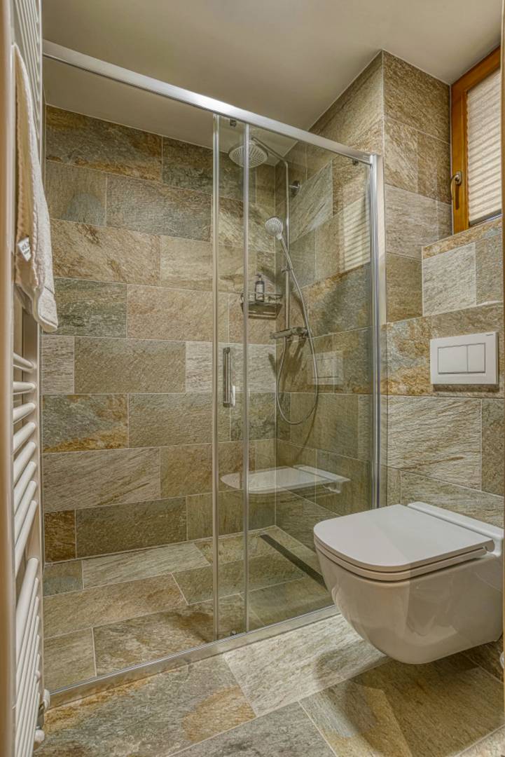 Kúpeľňa s toaletou, Apartmán Jelení Grúň - Chalet Jasná, Demänovská Dolina