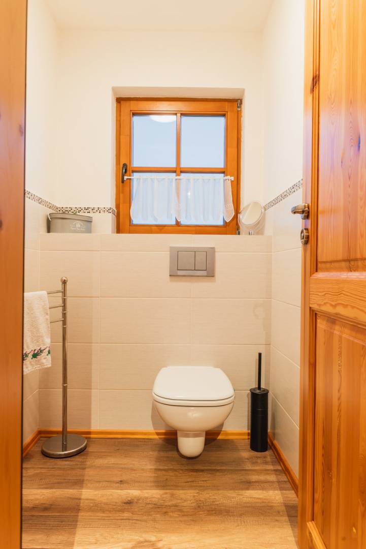 Samostatná toaleta, Chalupa Rajka, Zázrivá