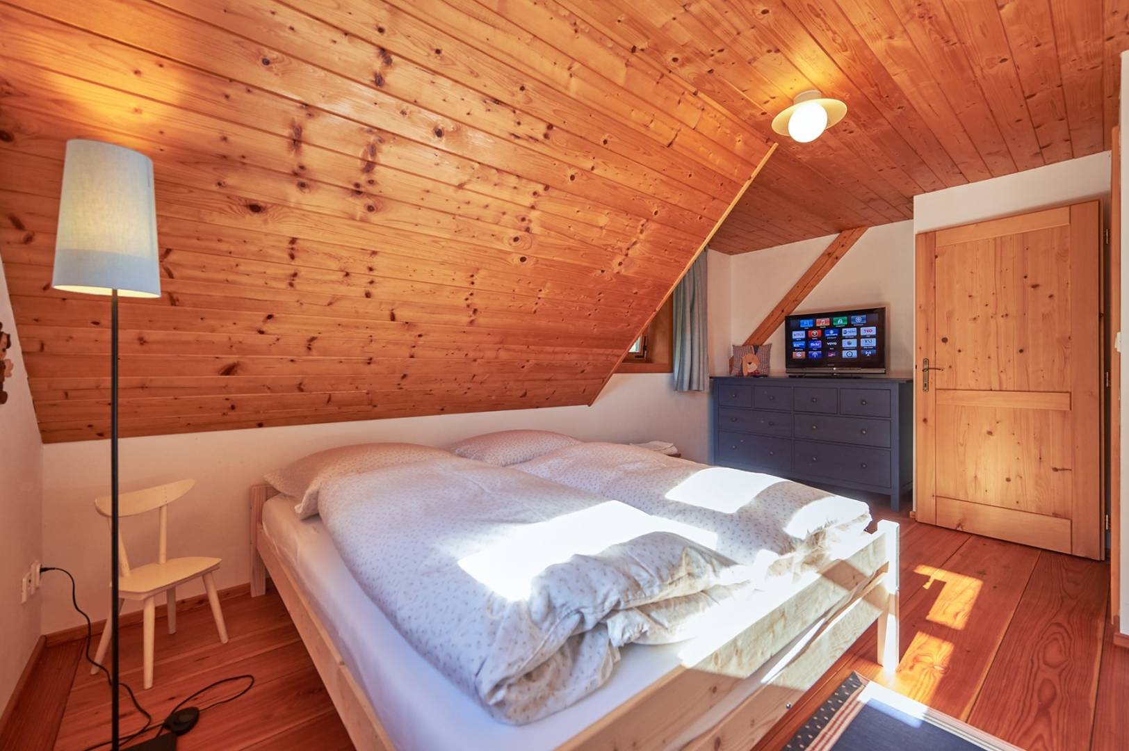 Spálňa, Lubka Lodge, Lučatín