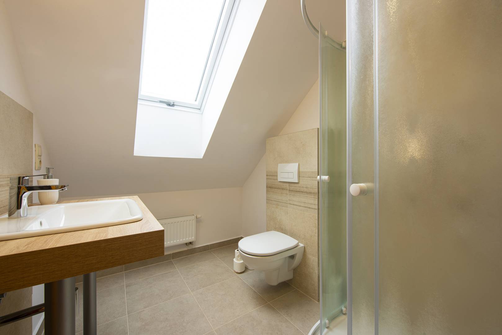 Kúpeľňa s toaletou, Guest House Mengsdorf, Mengusovce