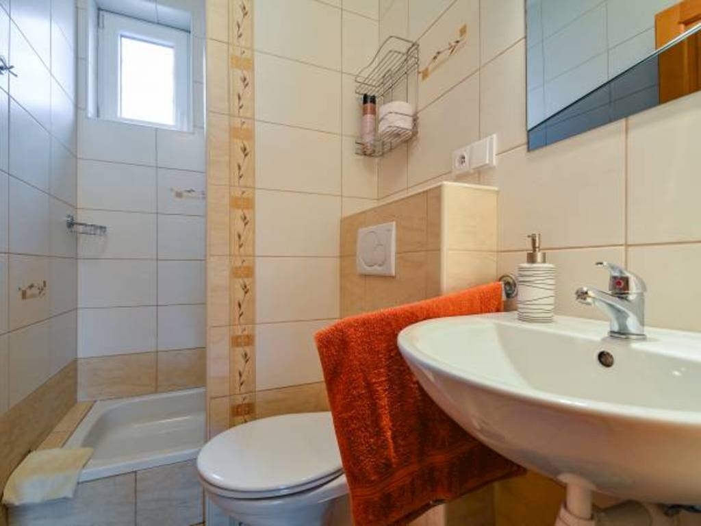 Kúpeľňa s toaletou, Vila Rado, Smrečany