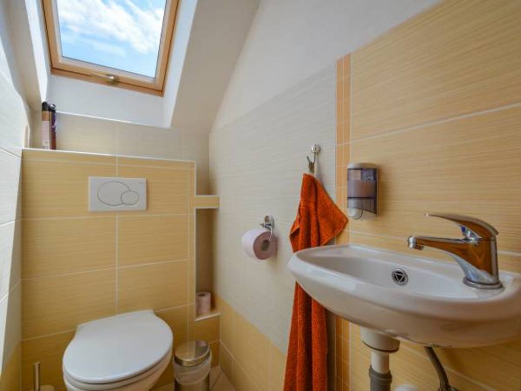 Samostatná toaleta, Vila Rado, Smrečany