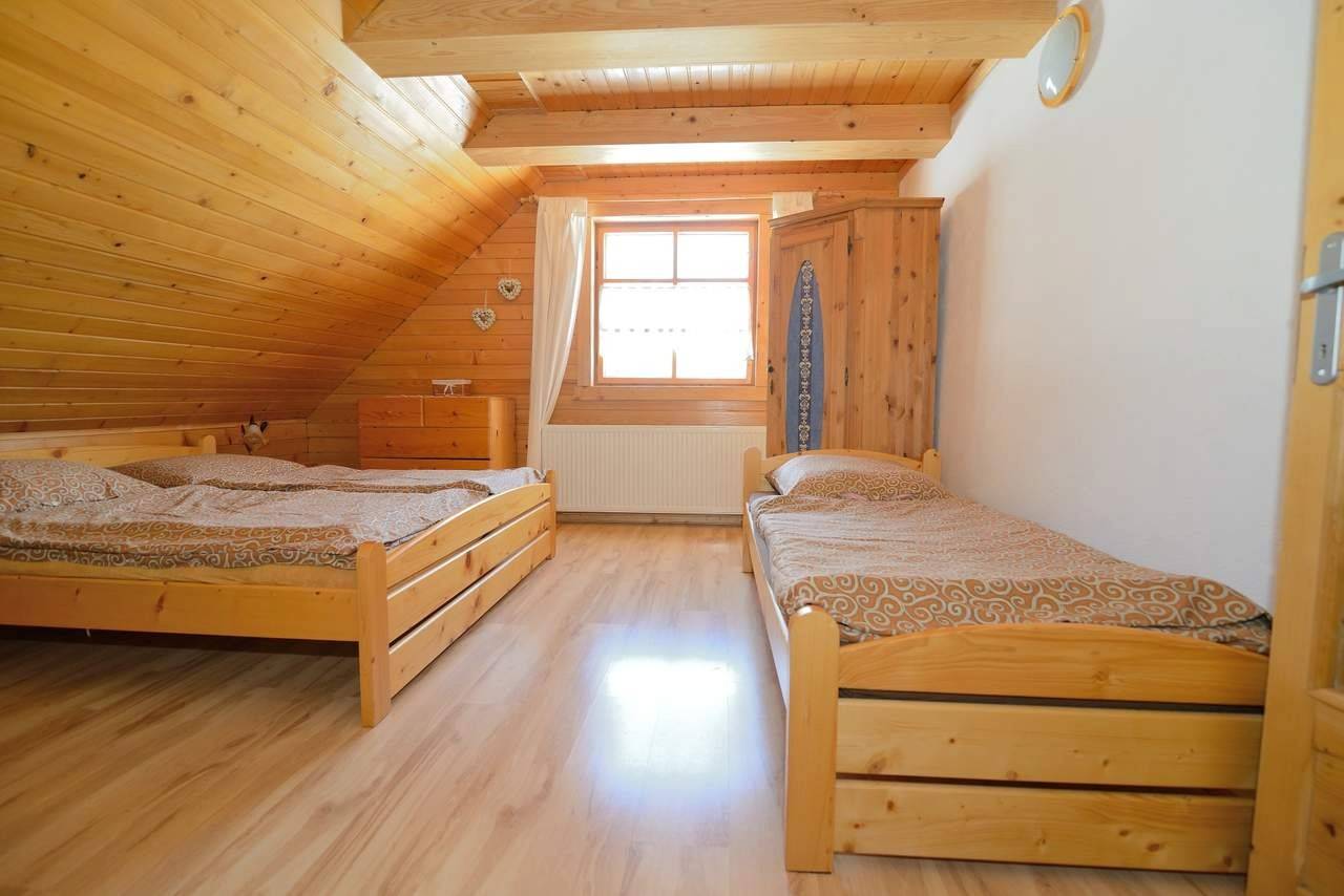 Spálňa, Chata Hajana, Kokava nad Rimavicou