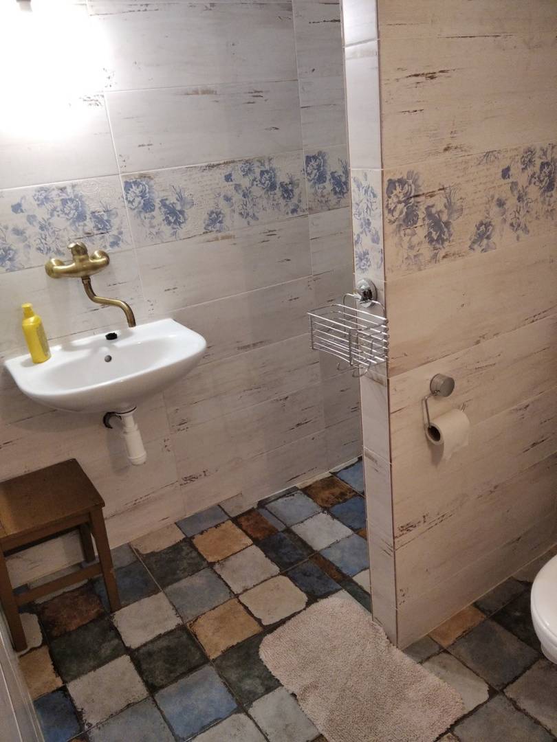 Kúpeľňa s toaletou, Chalupa na Zelenej lúke, Hriňová