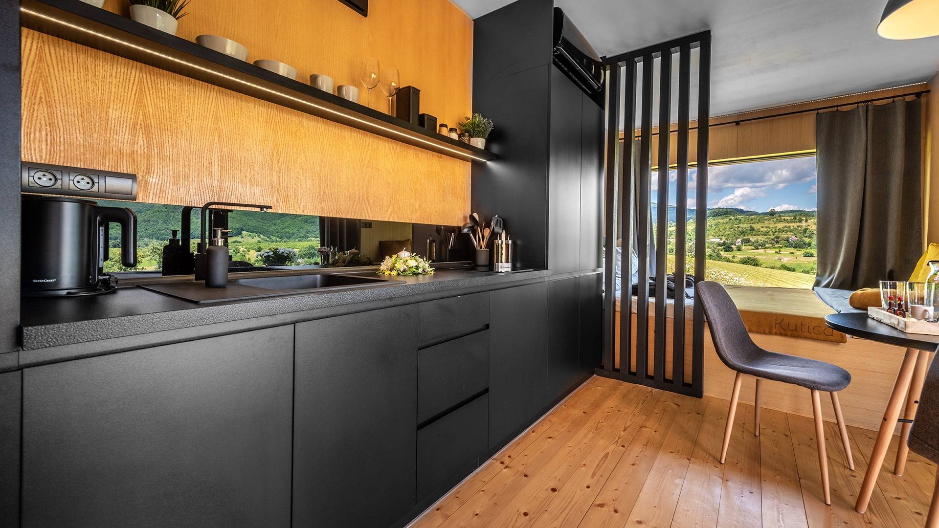 Kuchyňa, Kutica u Lohajov, Nová Baňa