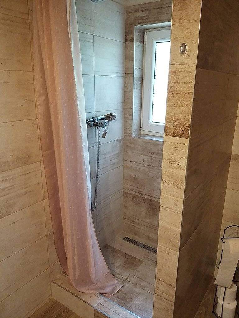 Kúpeľňa s toaletou, Chata Šimka, Oravská Lesná