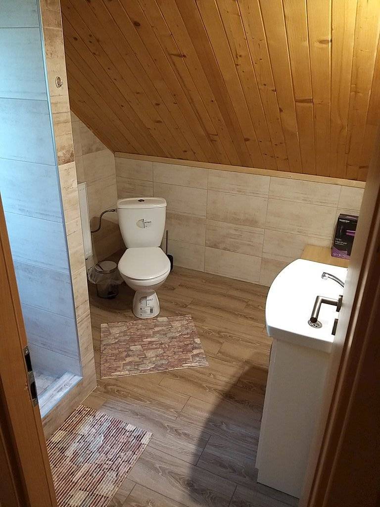 Kúpeľňa s toaletou, Chata Šimka, Oravská Lesná