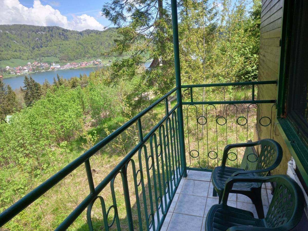 Balkón, Chata Julka, Dedinky