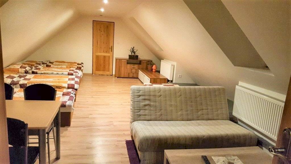 Spálňa, Chata Sebechleby, Sebechleby