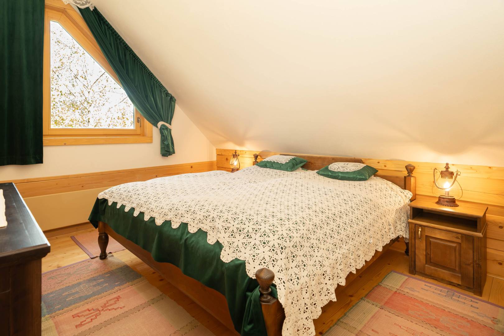 Spálňa, Chalupa u Golisov, Zákopčie