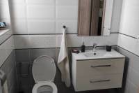Kúpeľňa s toaletou, Chata Flora, Oravská Lesná