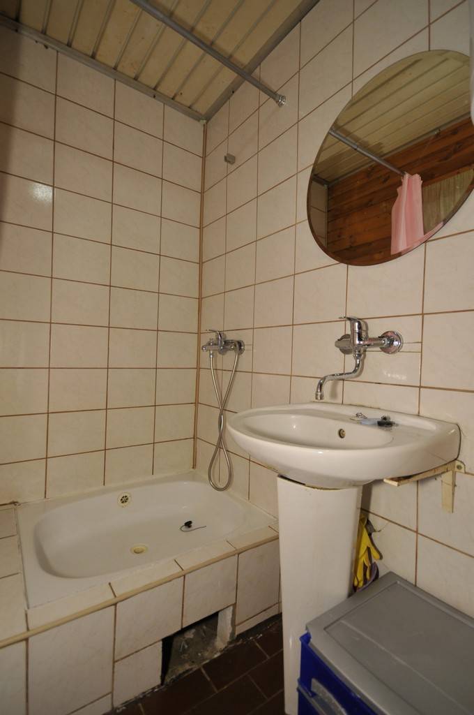 Kúpeľňa bez toalety, Chata Lieska, Horná Lehota