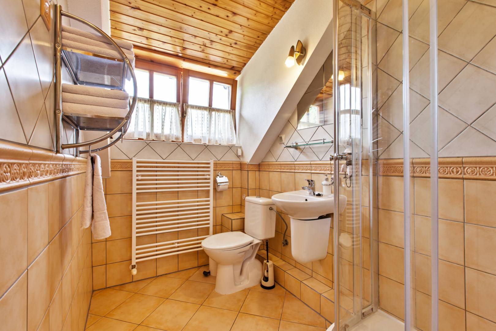 Kúpeľňa s toaletou, Chata Zinka, Mýto pod Ďumbierom