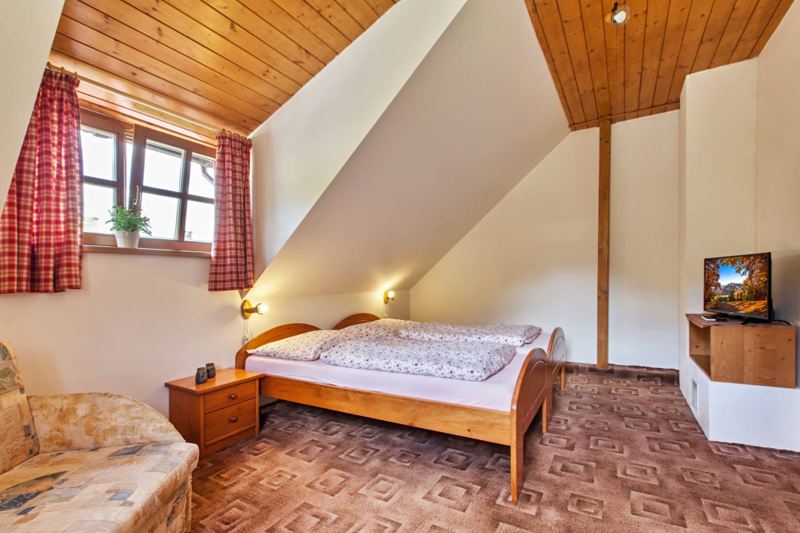 Spálňa, Chata Zinka, Mýto pod Ďumbierom