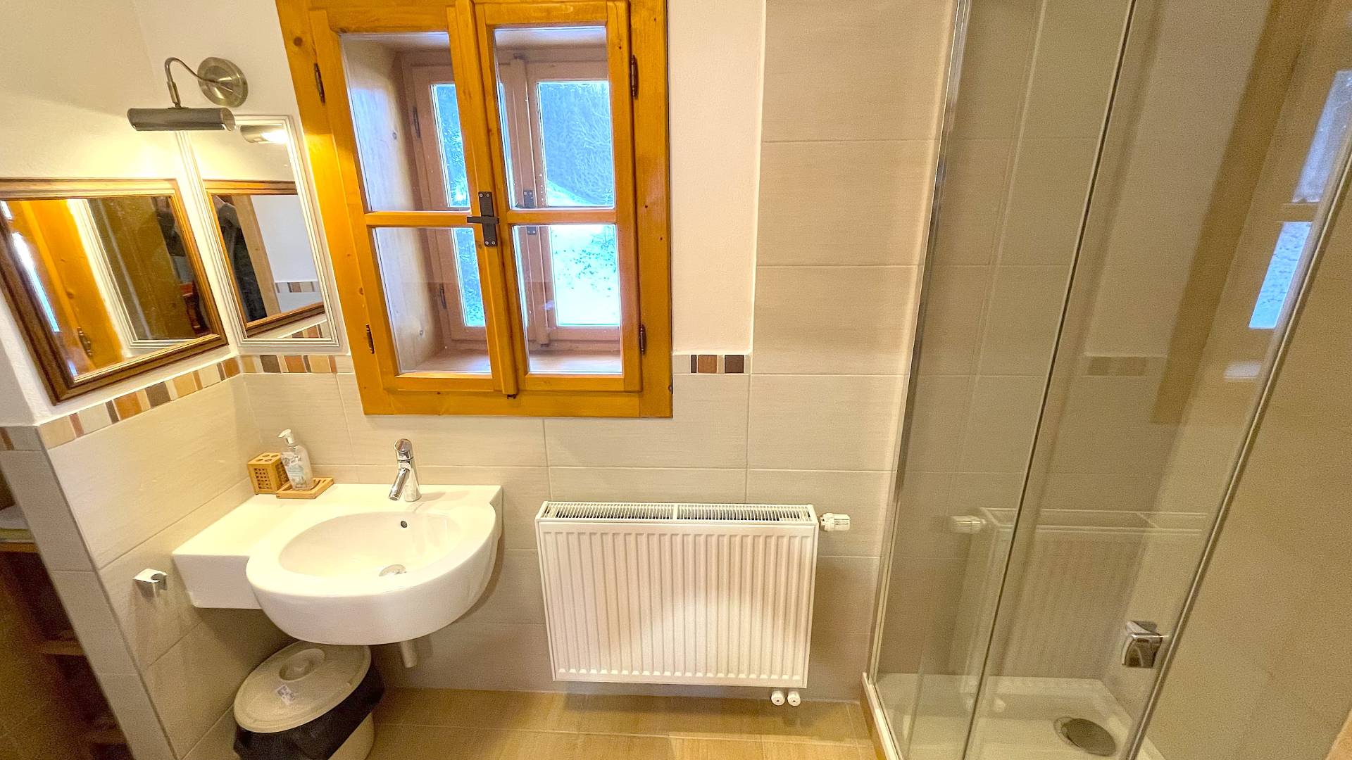 Kúpeľňa s toaletou, Chalupa pod lipou, Zázrivá