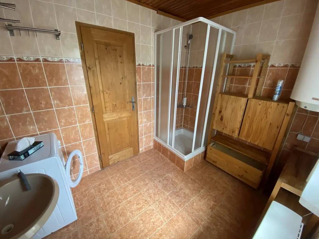 Kúpeľňa s toaletou, Chalupa Leštiny, Leštiny