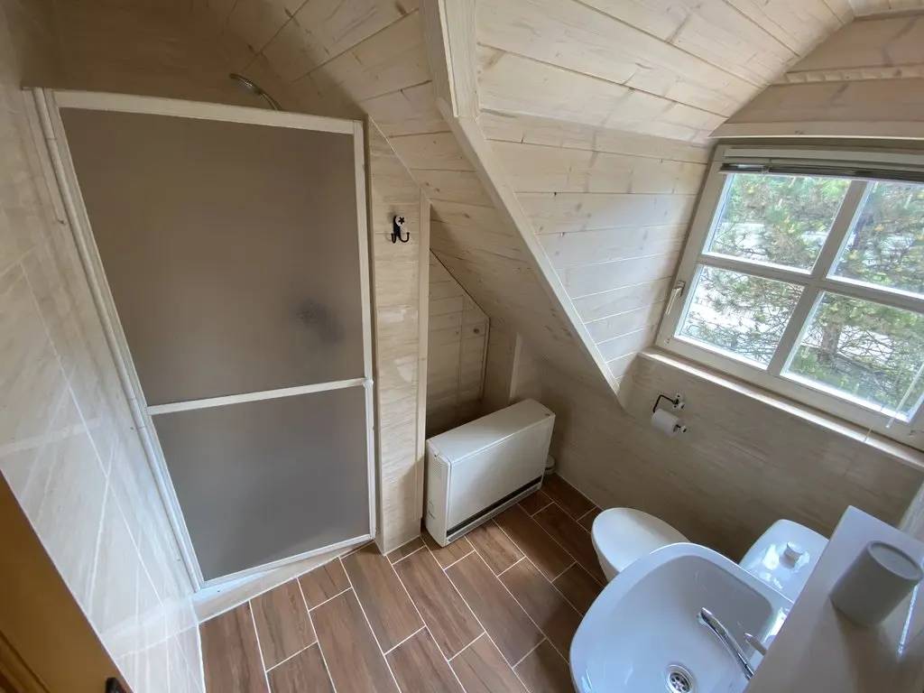 Kúpeľňa s toaletou, Chalupa Leštiny, Leštiny