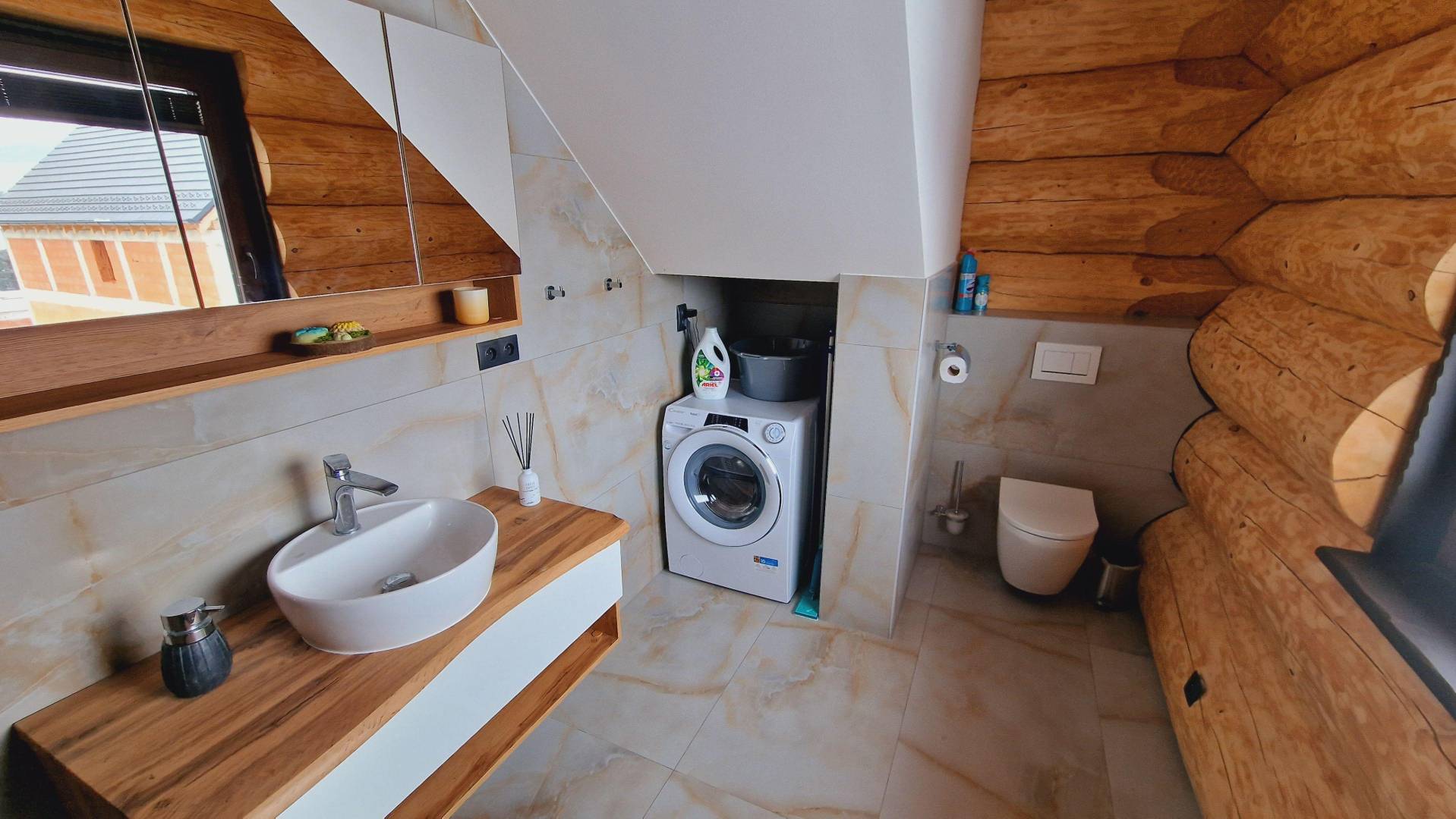 Kúpeľňa s toaletou, Zrub Poľana Liptov, Ižipovce