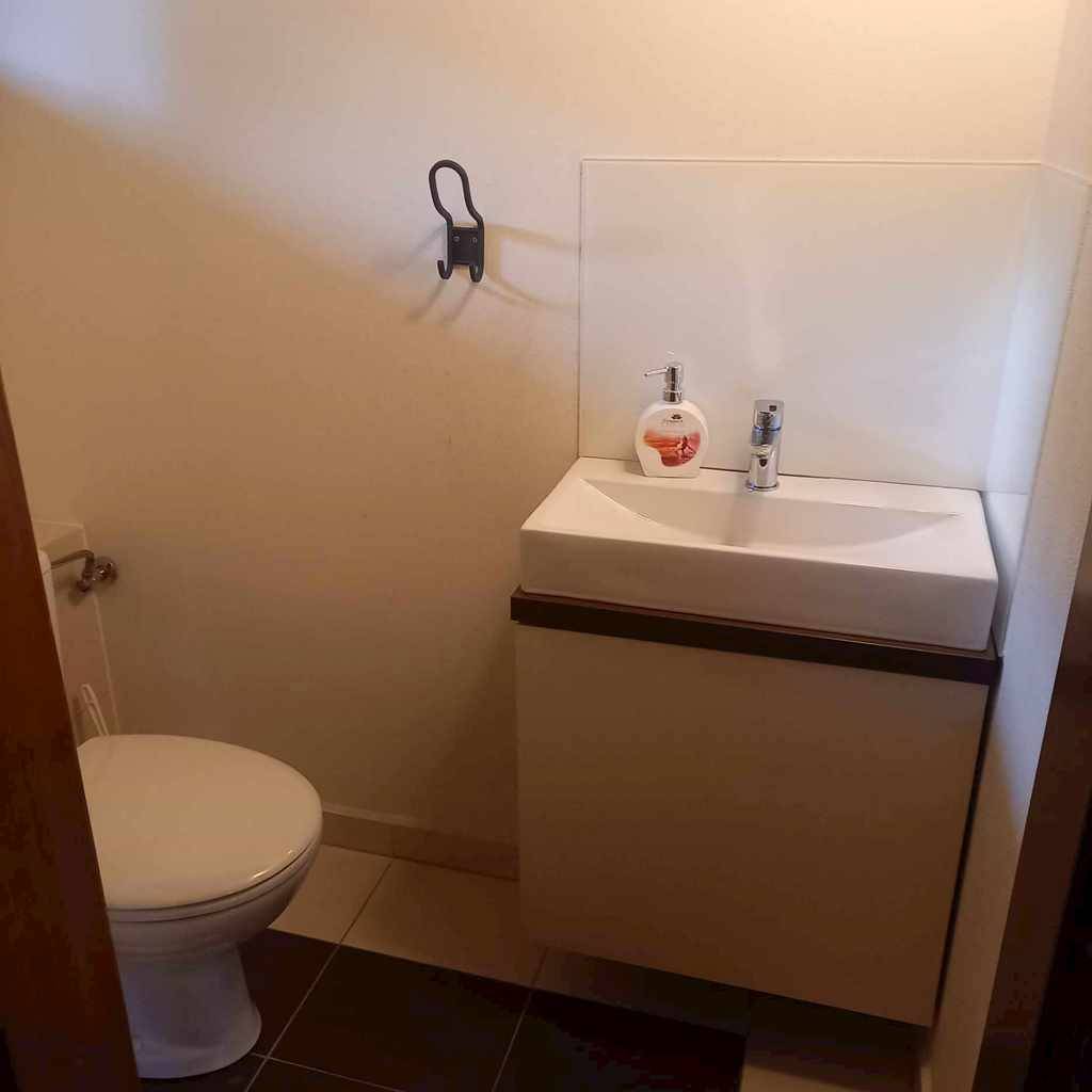 Samostatná toaleta, Ubytovanie pod Rozsutcom, Zázrivá