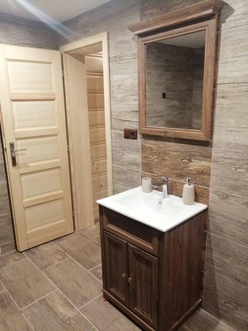 Kúpeľňa bez toalety, Chata na Vŕšku, Pribylina