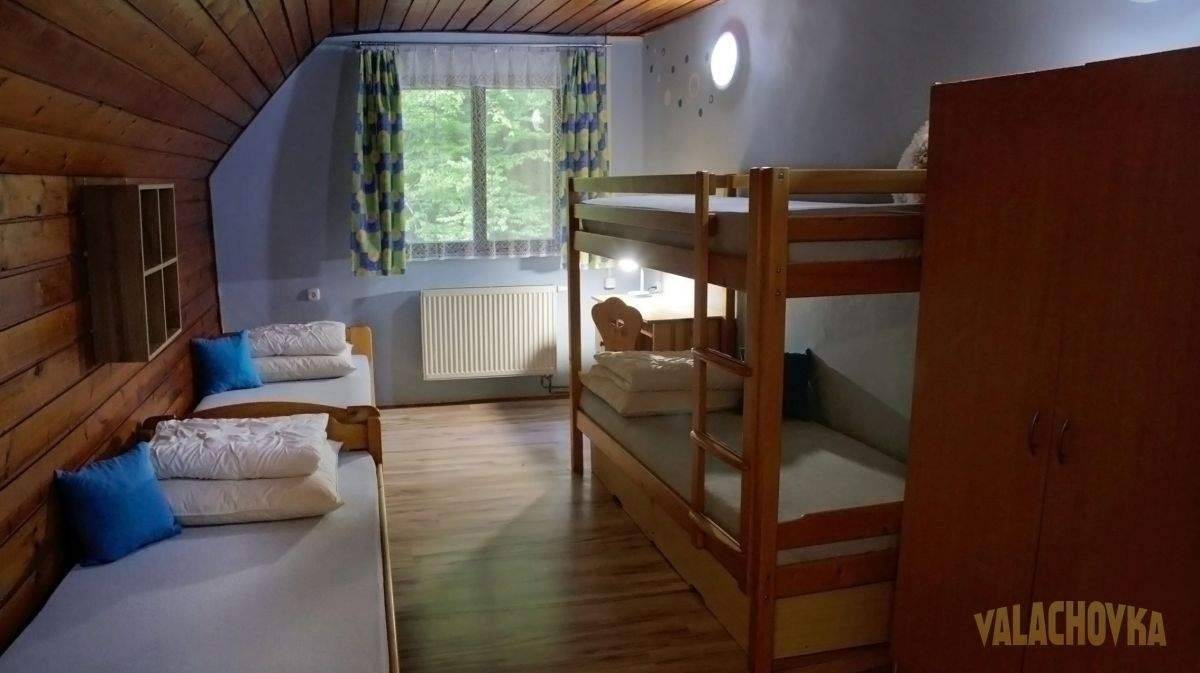 Spálňa, Chata Valachovka, Vyhne