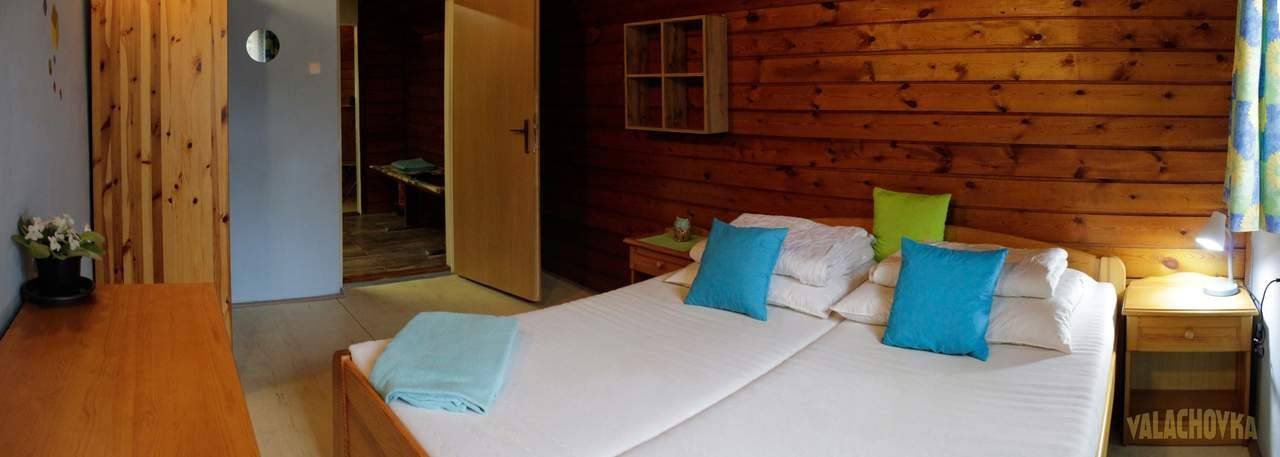 Spálňa, Chata Valachovka, Vyhne