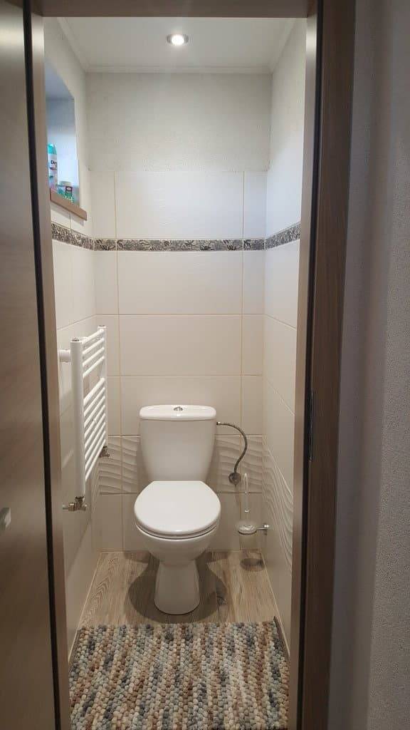 Samostatná toaleta, Chata Tatry, Veľká Lomnica