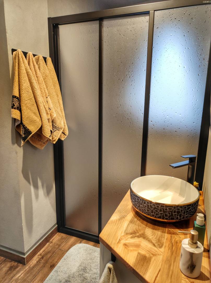 Kúpeľňa s toaletou, Geodom Bojnice, Kanianka