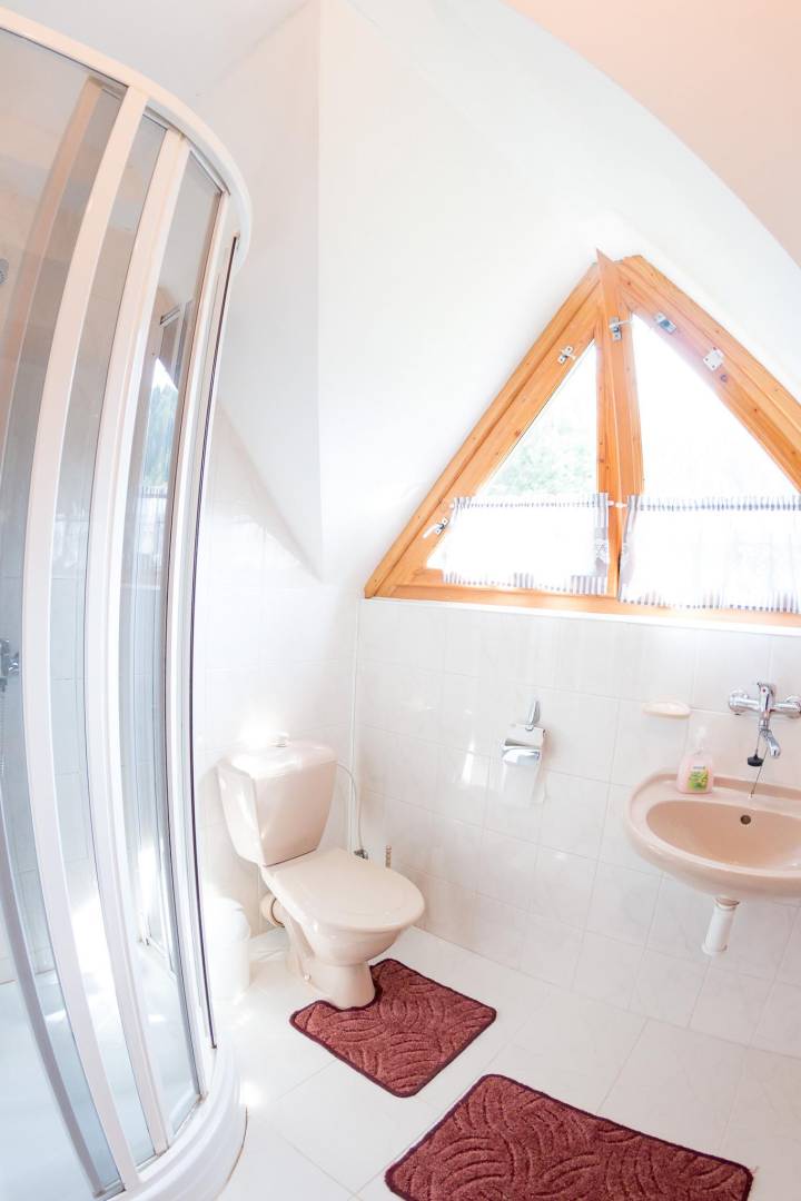 Kúpeľňa bez toalety, Goralská Drevenica, Osturňa