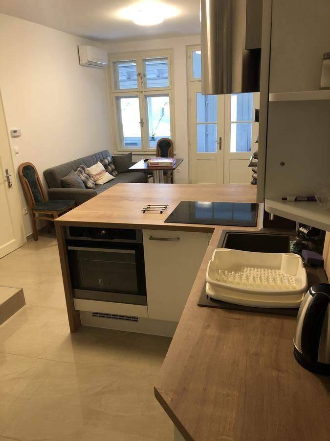 Obývačka, U babky, Piešťany