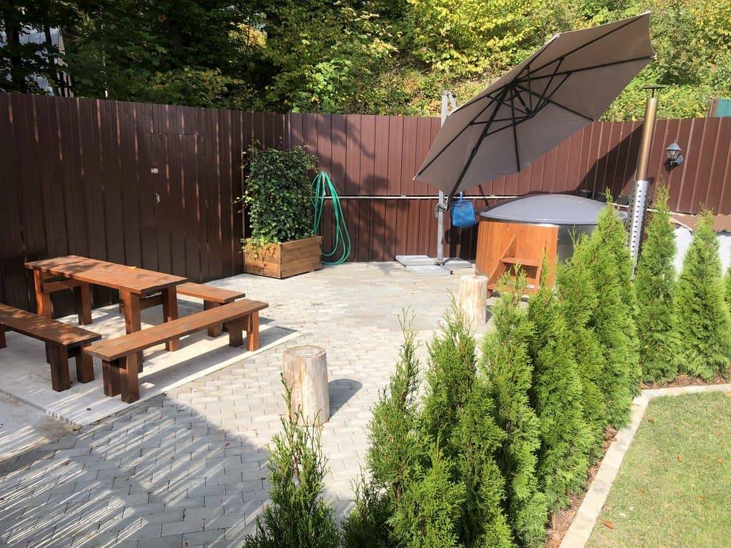 Terasa, Chata Hoľa, Dolný Kubín