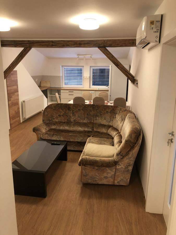 Obývačka, U babky, Piešťany