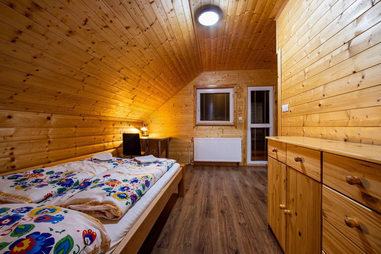 Spálňa, Chata pod Rožkom, Uličské Krivé